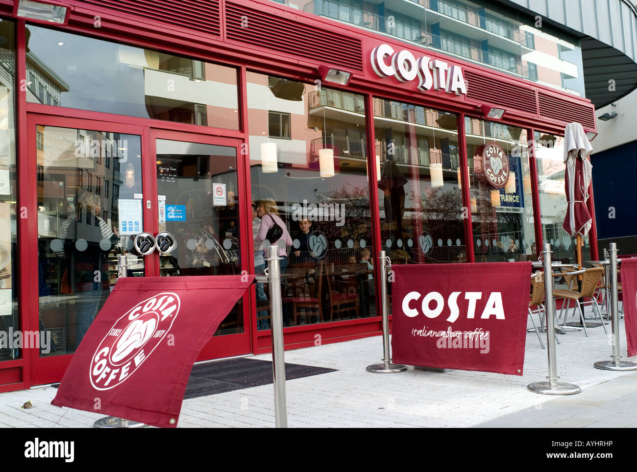 Costa Coffee uscita, REGNO UNITO Foto Stock