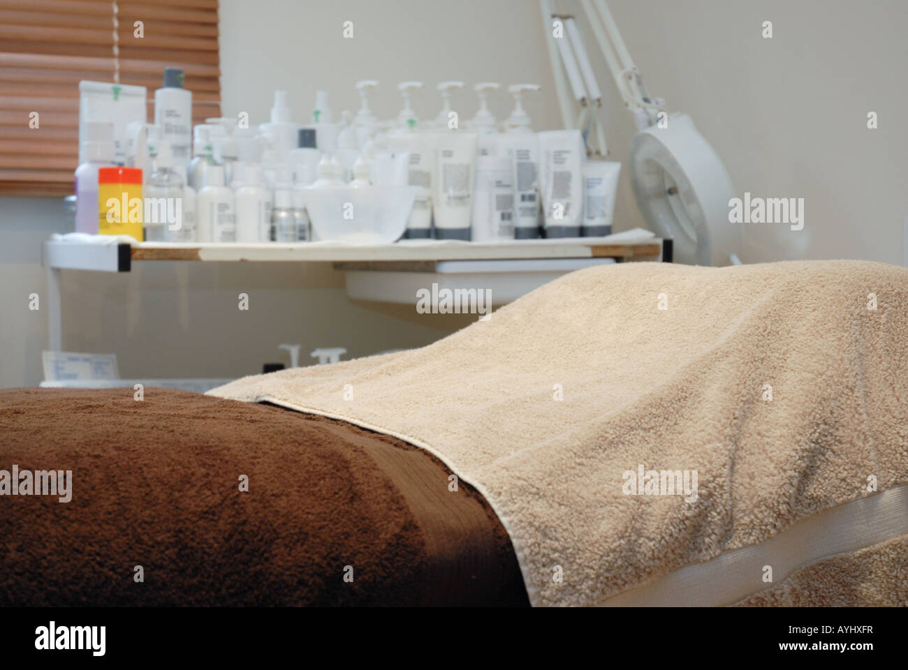 La sala di trattamento nel salone di bellezza Foto Stock