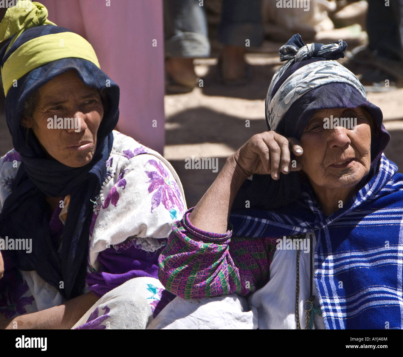Marocco Imilchil Donne Berbere Foto Stock Alamy