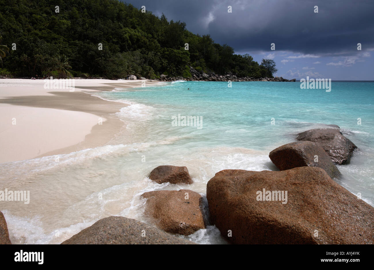 Rocce di Anse Georgette, Isola di Praslin, Seicelle Foto Stock