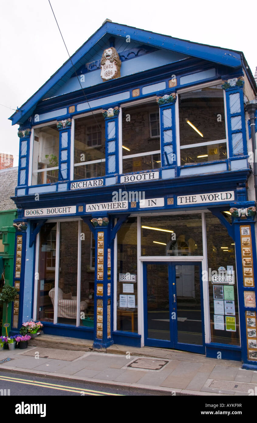 La facciata anteriore di Richard cabine Bookshop Hay on Wye Powys Wales UK UE il più grande del mondo di seconda mano bookshop Foto Stock