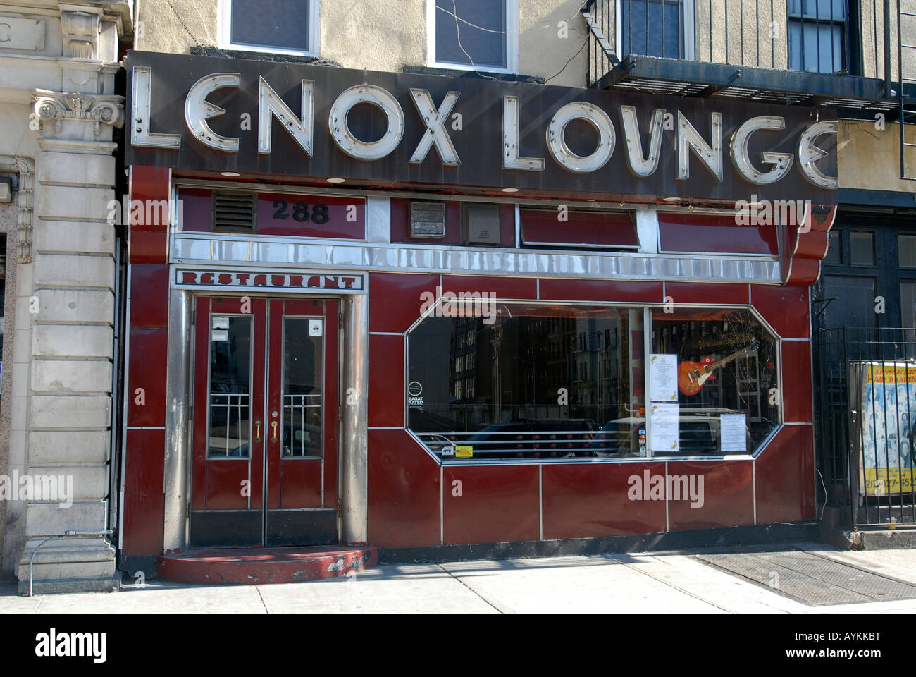 Il Lenox Lounge sulla Lenox Avenue in Harlem in NYC Foto Stock