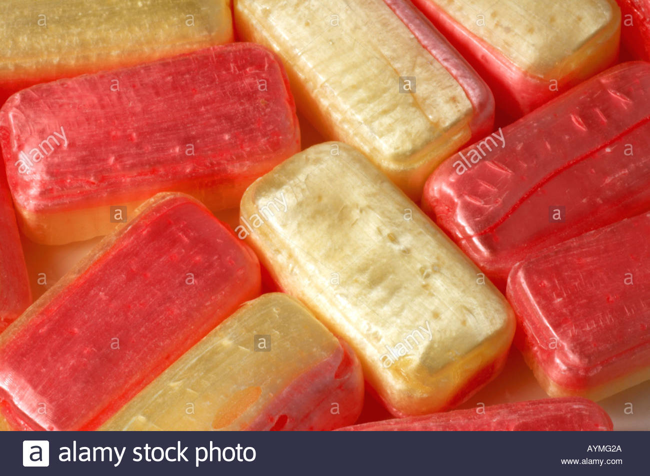 Un certo numero di fitocomplessi di rabarbaro e crema pasticcera caramelle Foto Stock