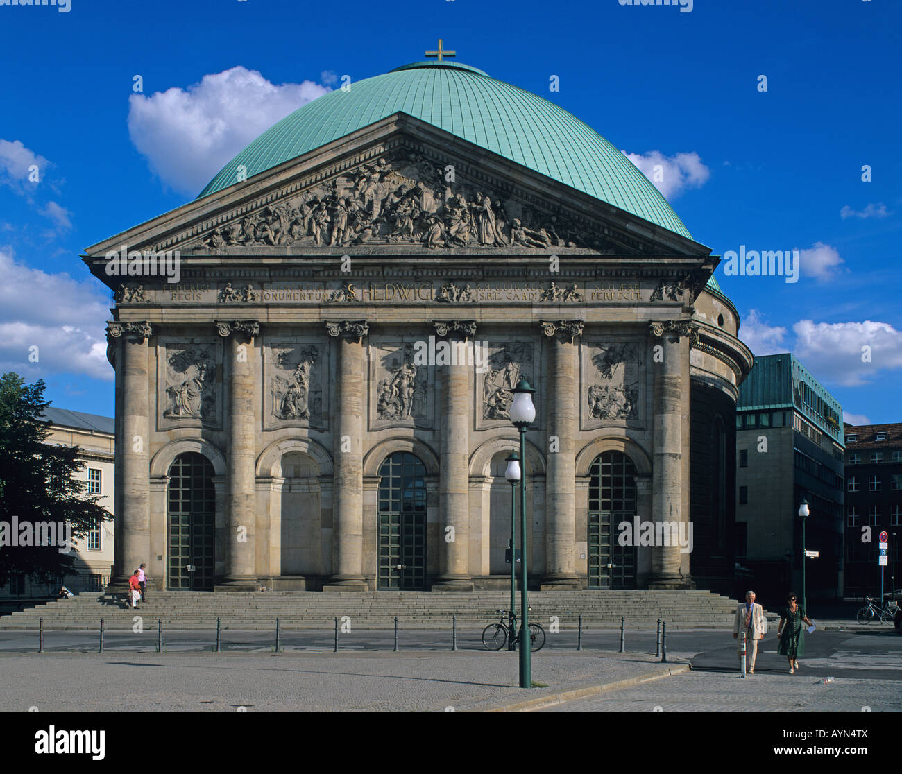 Europa Germania Deutschland Berlin Bezirk Mitte St Sankt Hedwigs Kathedrale Foto Stock