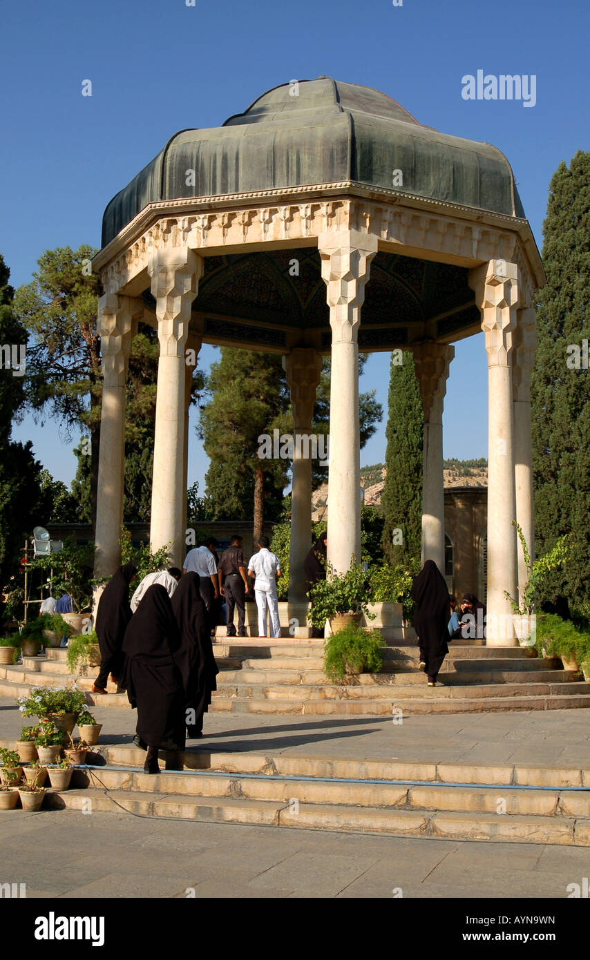 La Tomba di Hafez, Musalla giardini, Shiraz, Iran Foto Stock