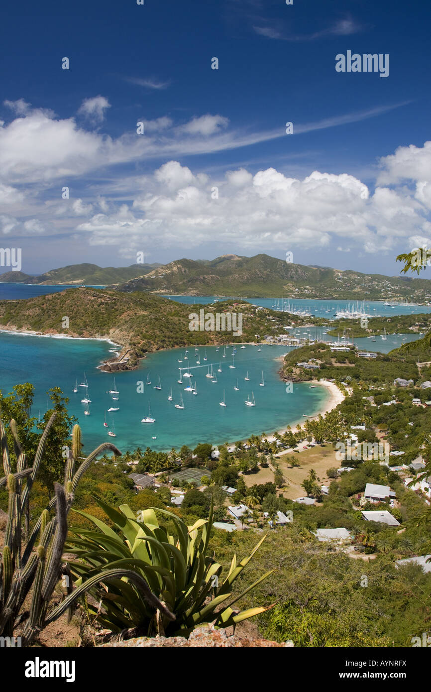Vista di English Harbour, da Shirley Heights, Antigua, West Indies Foto Stock