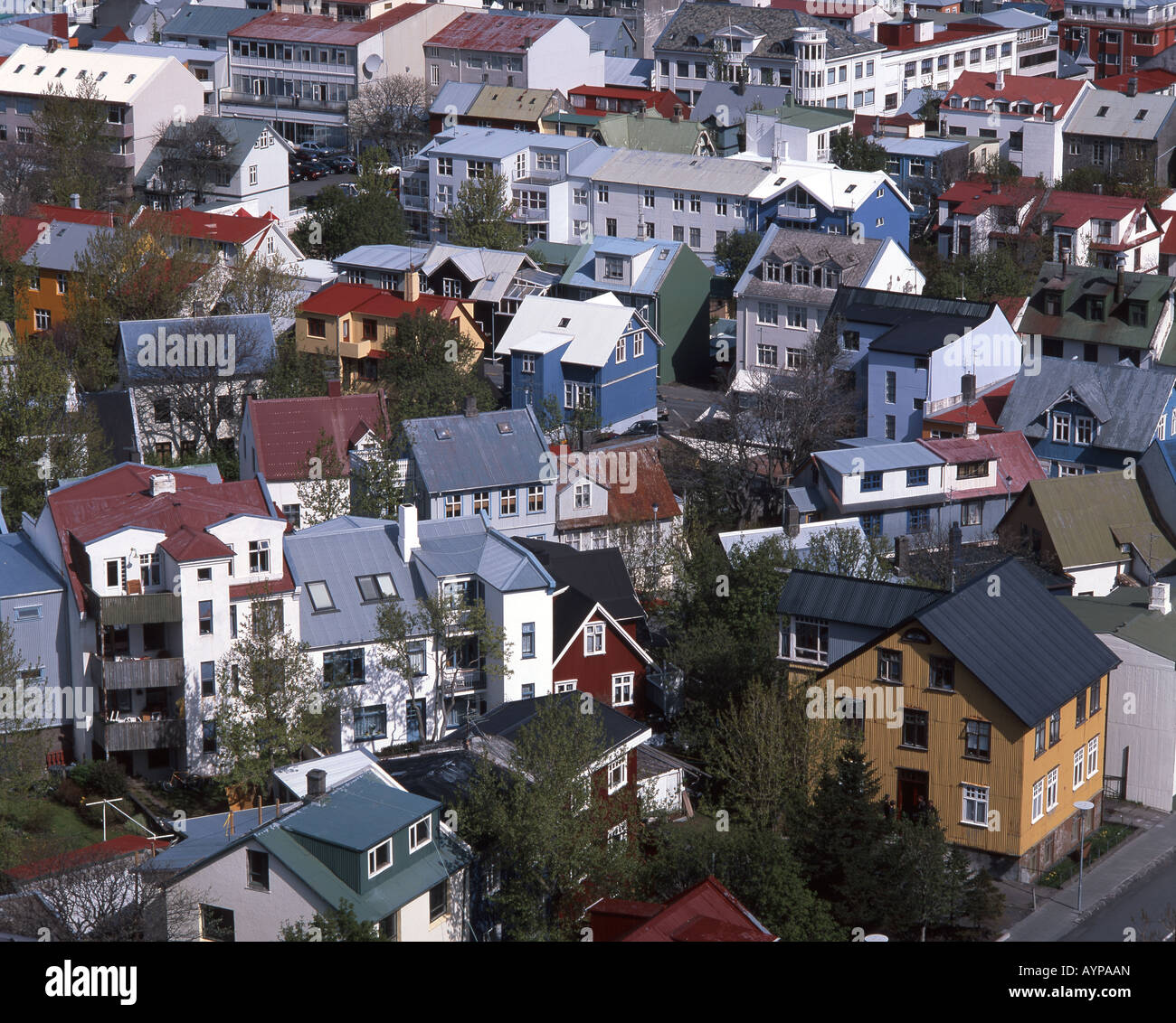 Case colorate nel centro della città di Reykjavik, Repubblica di Islanda Foto Stock