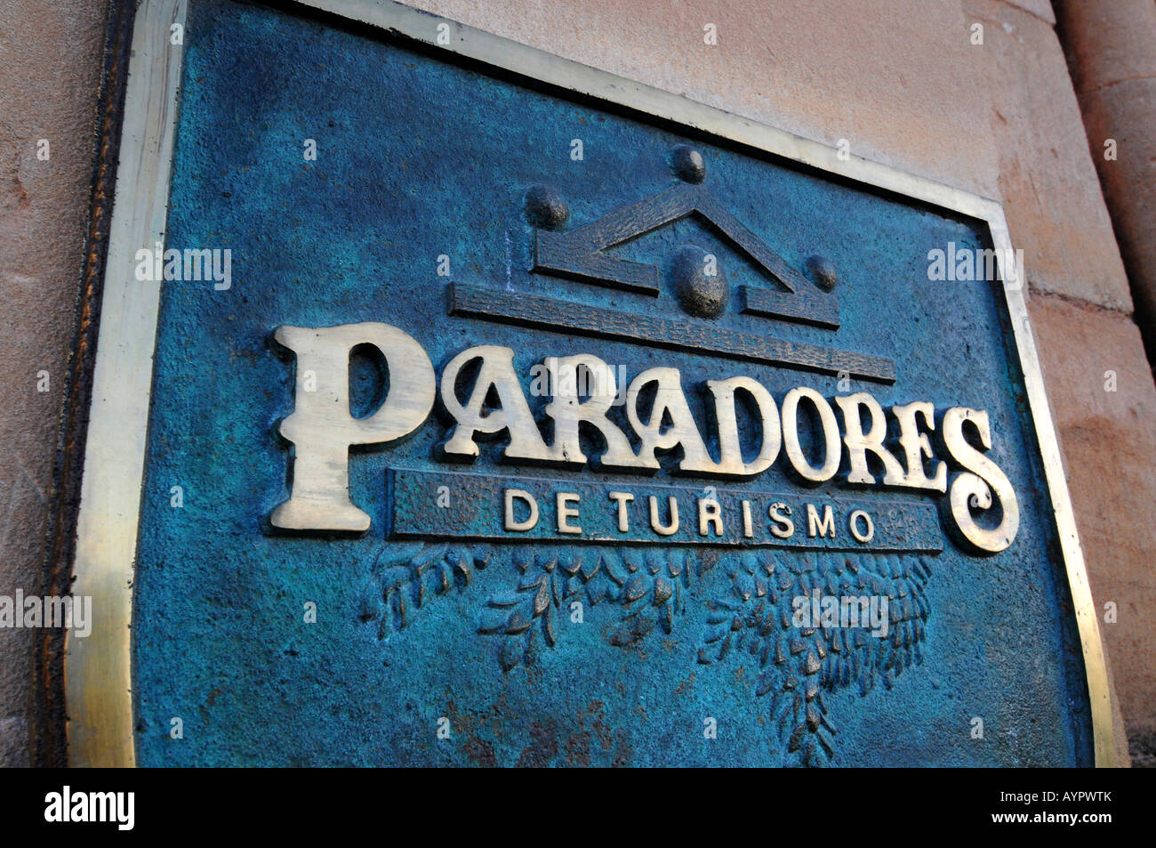 Cartello in ingresso al Parador, Spagnolo hotel di lusso a catena, Alcaniz, provincia di Teruel, Spagna, Europa Foto Stock