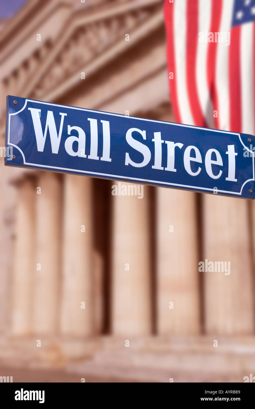 Wall Street segno New York STATI UNITI D'AMERICA digitali compositi realizzati con il tedesco di parti di immagine come un alterato il tedesco strada segno etc Foto Stock
