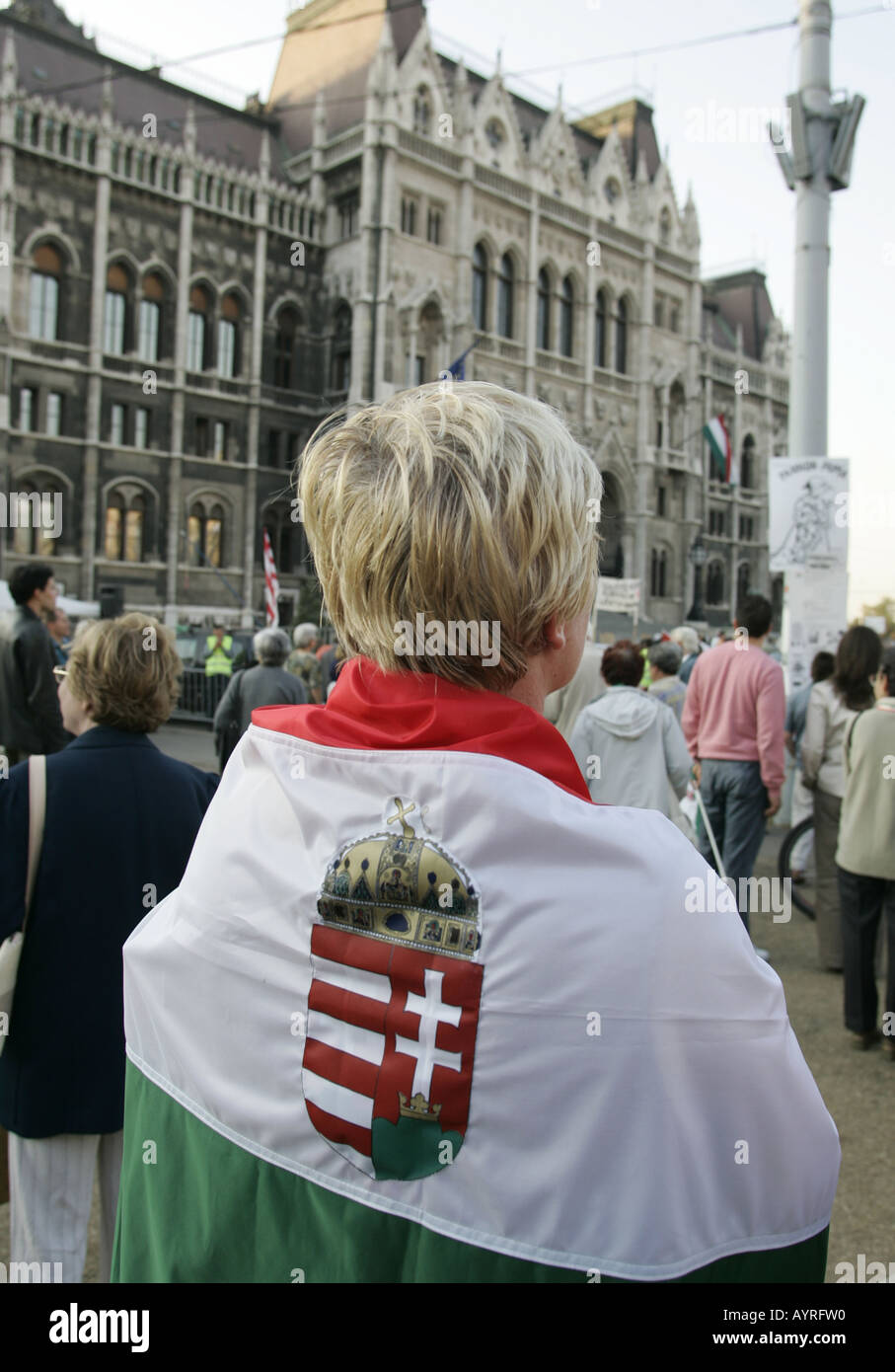 Protesta politica sulla piazza Kossuth davanti al Parlamento a Budapest, Ungheria. Foto Stock