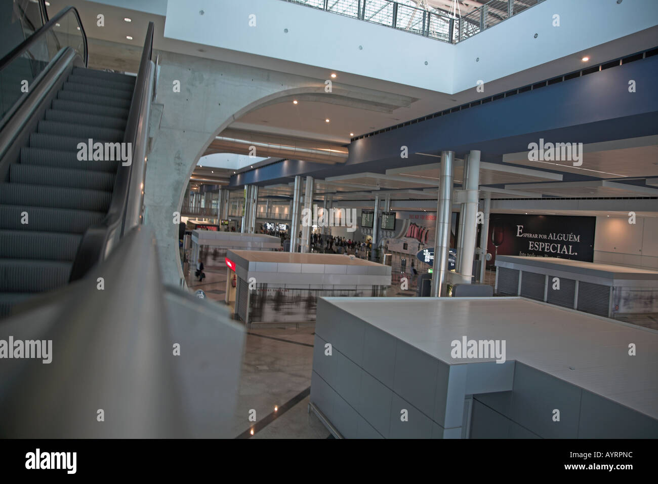 La moderna architettura design Francisco Sá Carneiro Airport Porto, Porto, Portogallo Foto Stock