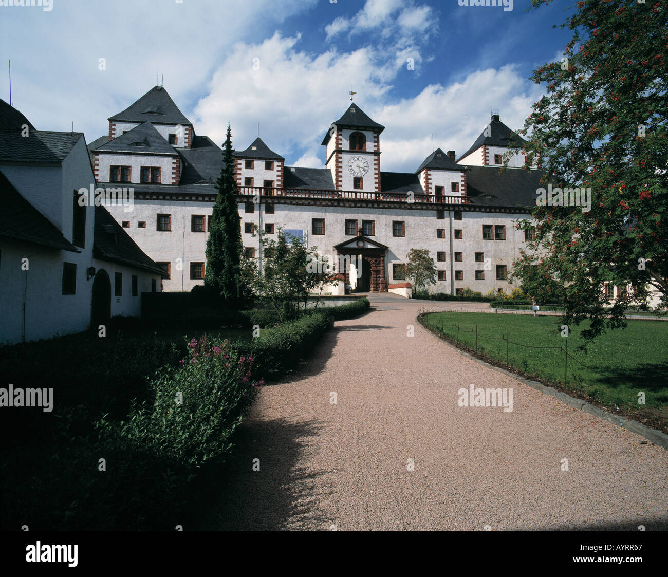 Renaissanceschloss Augustusburg, Parkanlage, Schlosspark, Parkweg, Augustusburg, Monti Metalliferi, Sachsen Foto Stock