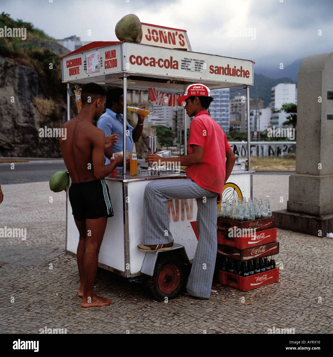 Il Brasile, BR-Rio de Janeiro, rivenditore di bibite, street trading Foto Stock