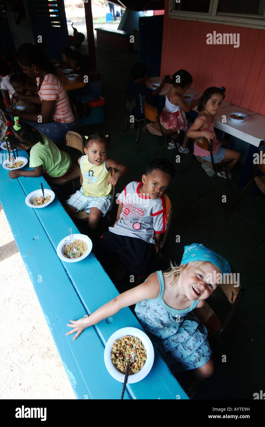 Antille Olandesi Bonaire pranzo presso un centro di assistenza diurna Foto Stock