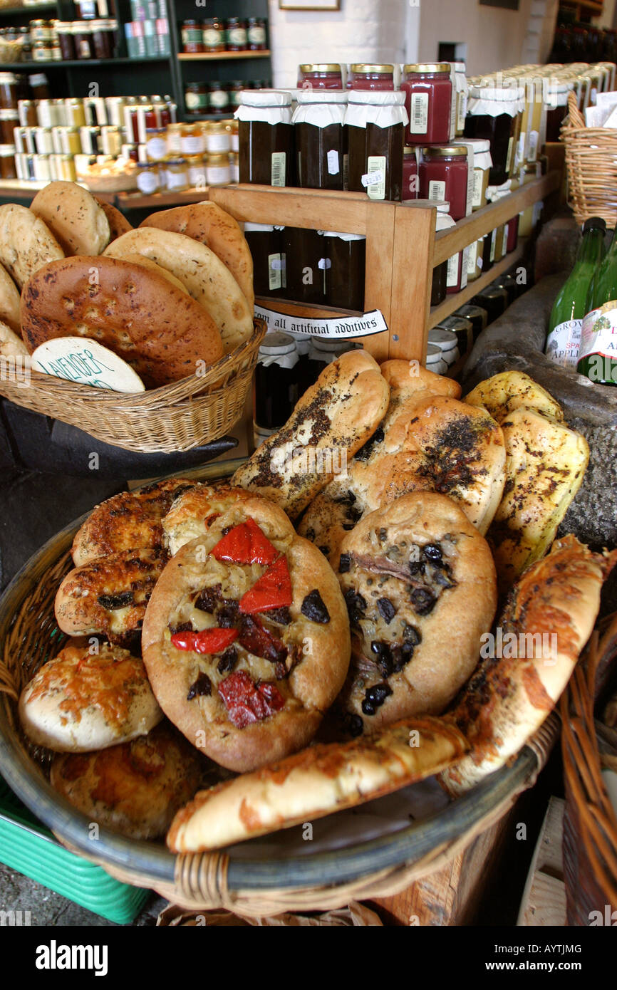 Norfolk Cley accanto il mare Old Forge delicatessen fresche specialità di pane Foto Stock