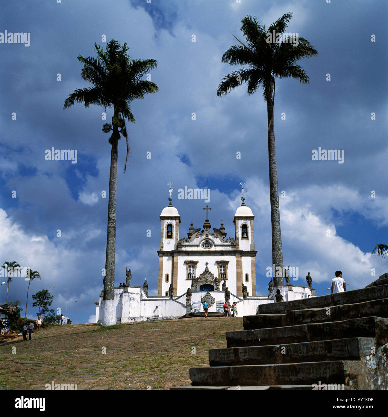 Basilika Bom Jesus de Matozinhos umgeben von Offenburg, Congonhas do Campo, Minas Gerais Foto Stock