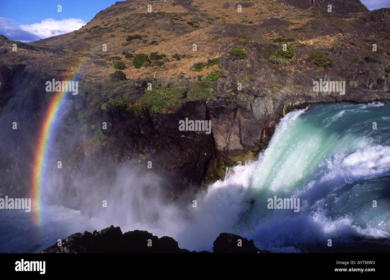 Salto Grande e spray arcobaleno, Parco Nazionale Torres del Paine, Patagonia, Cile Foto Stock