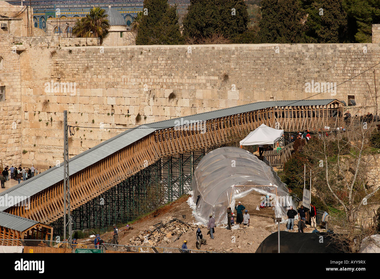 Israele Gerusalemme la città vecchia di scavo archeologico dal gate del Maghrebin Foto Stock