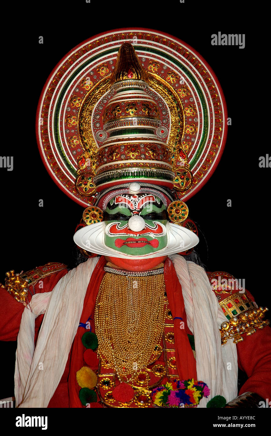 Kathakali ballerino e performer Kerala India del Sud Foto Stock