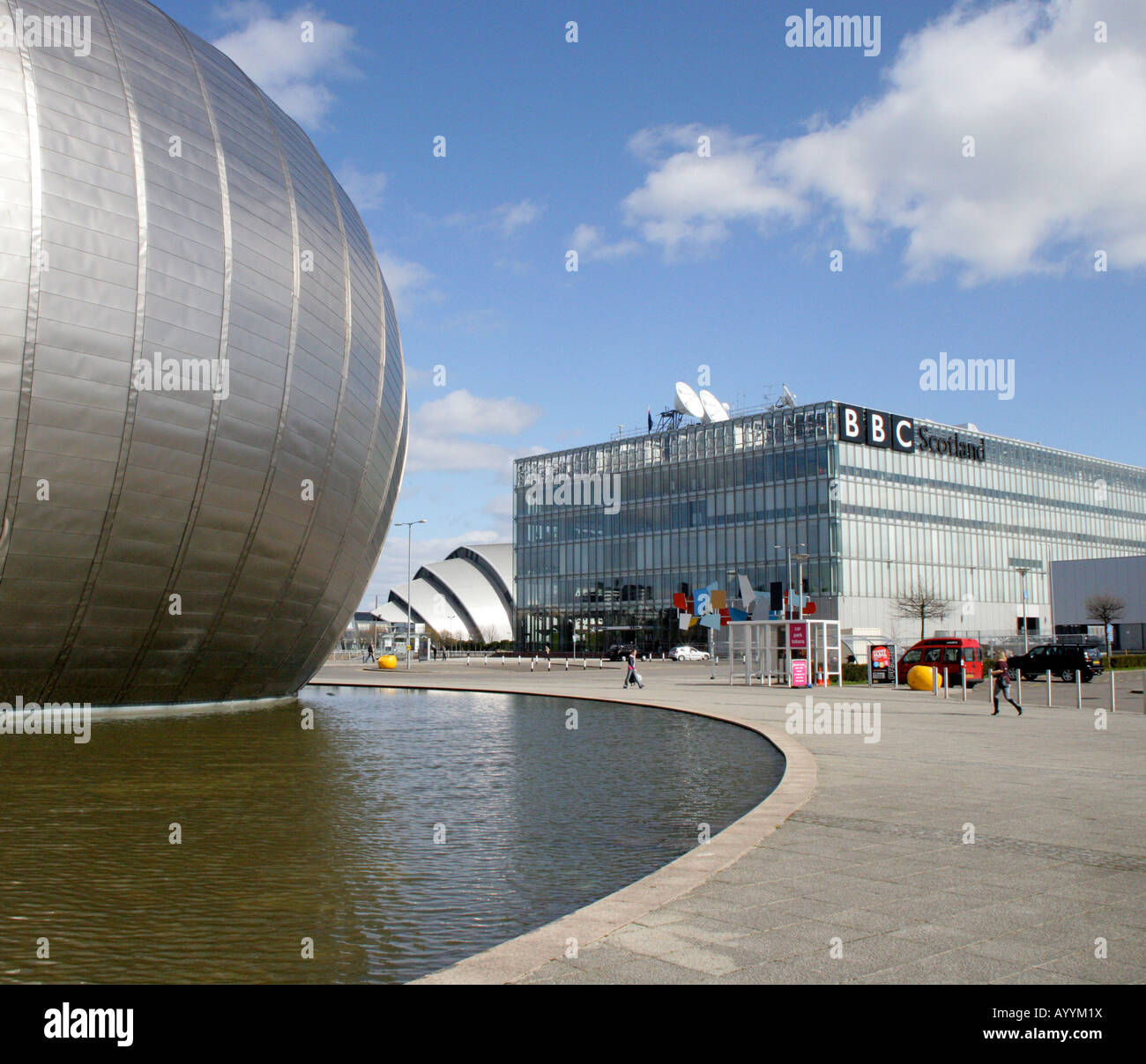 La nuova BBC Scotland HQ A PACIFIC QUAY,sul fiume Clyde a Glasgow, Scotland, Regno Unito. Foto Stock