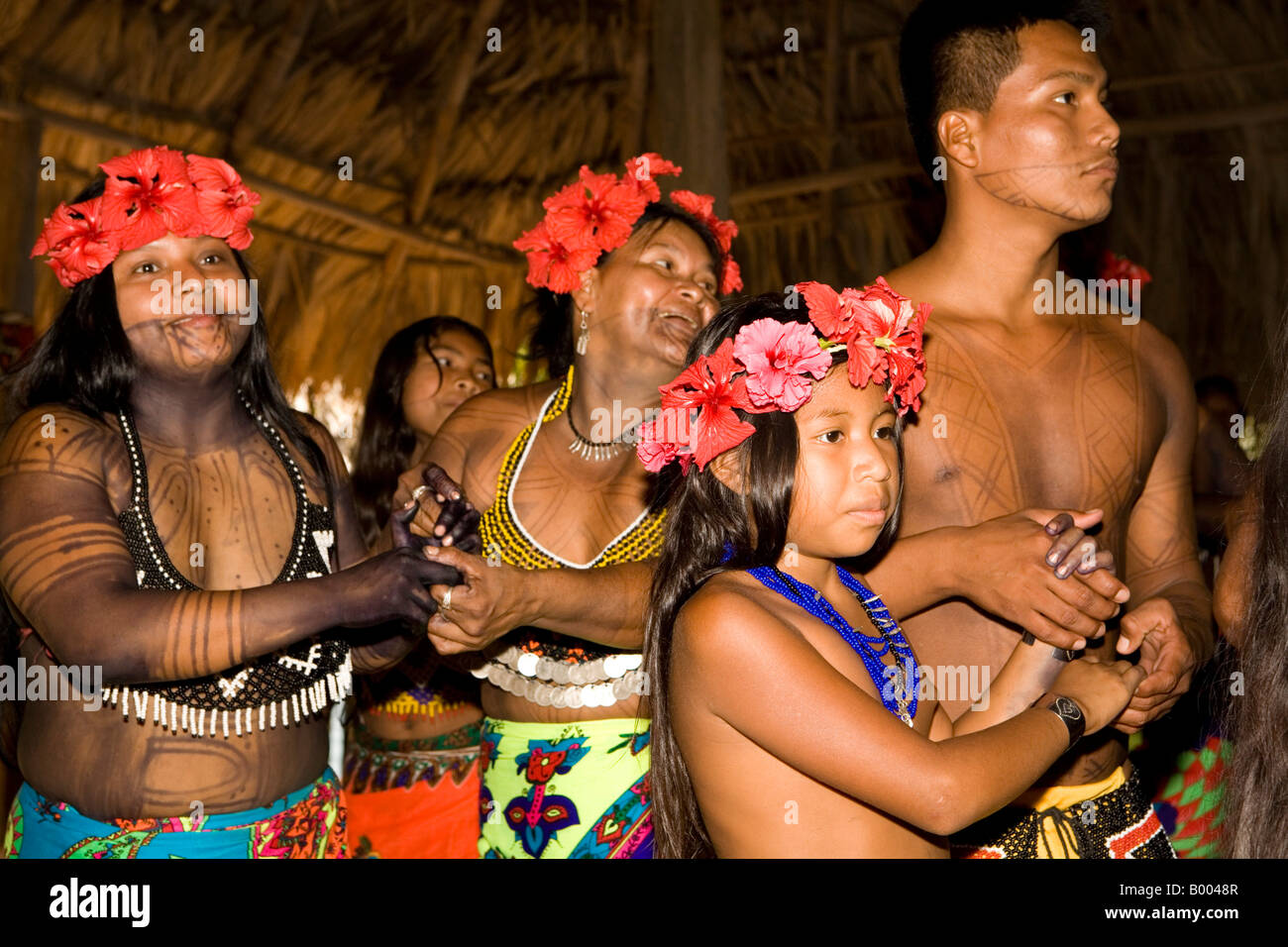 Embera danza indiana del Fiume Chagres Panama Foto Stock