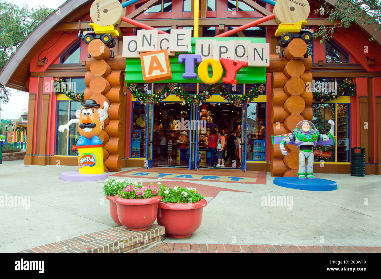 Una volta su di un negozio di giocattoli in Downtown Disney in Orlando Florida USA Foto Stock
