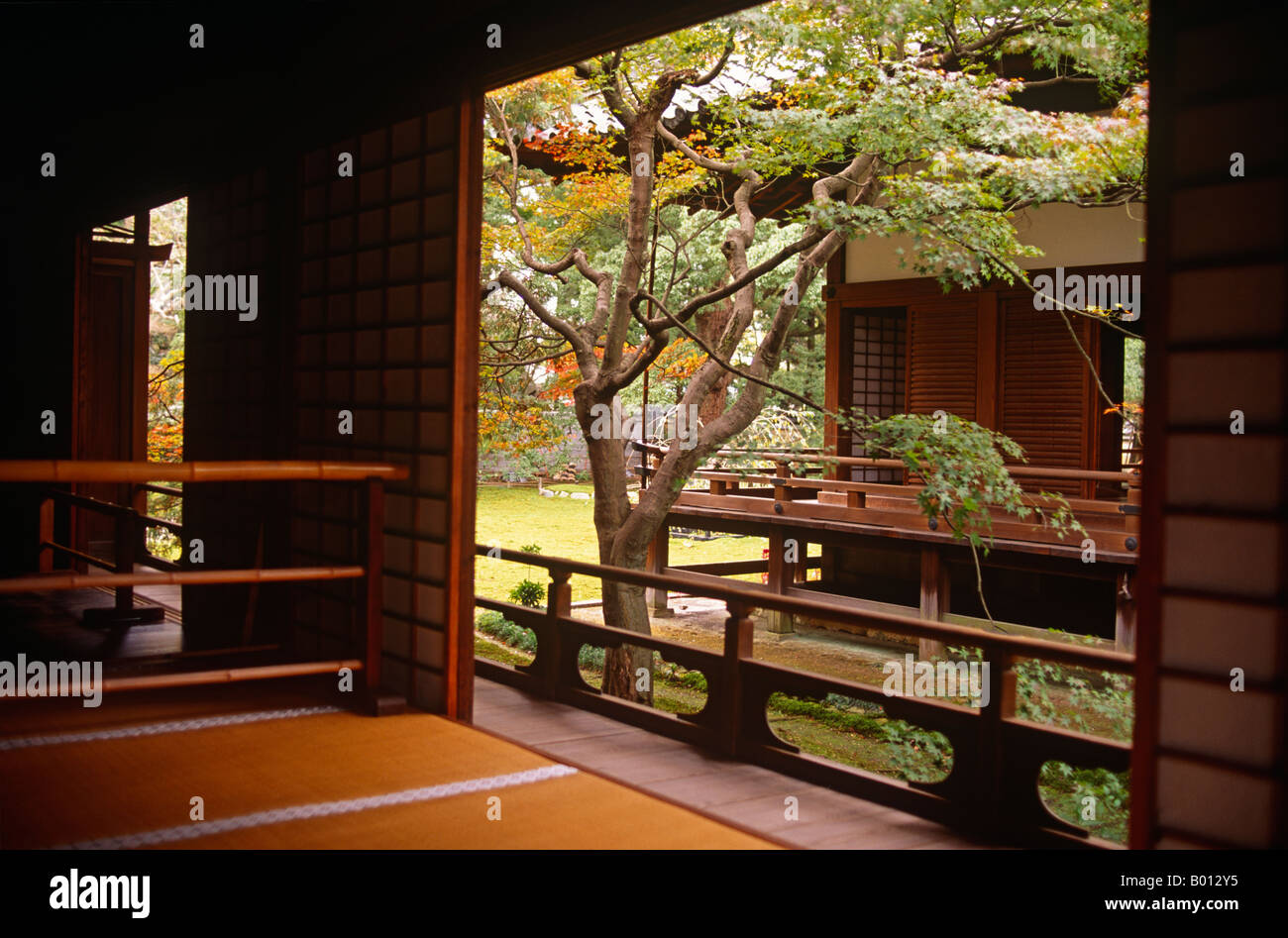 Giappone, isola di Honshu, Kyoto. Shoren-nel tempio è uno dei cinque templi Monzeki della setta Tendai di Kyoto. Foto Stock