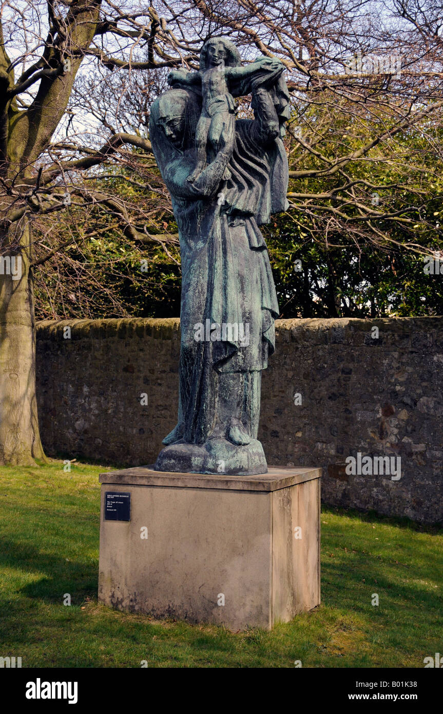 Vergine dell'Alsazia scultura in bronzo di Emile-Antoine Bourdelle,Dean Gallery , Edimburgo, Scozia Foto Stock