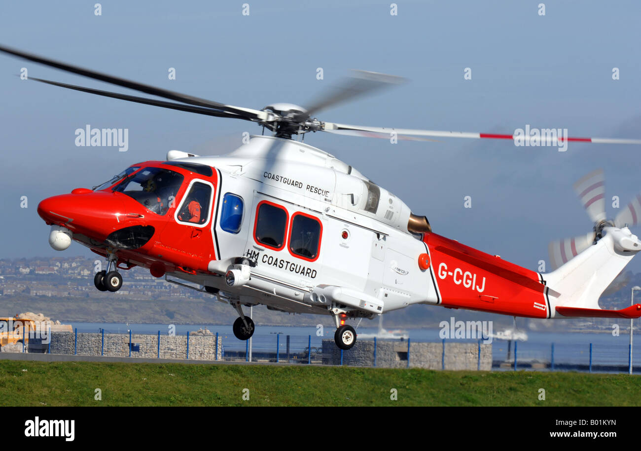 Augusta Westland AW139 di Ricerca e Salvataggio in elicottero di guardacoste, Portland, Dorset, Gran Bretagna, Regno Unito Foto Stock