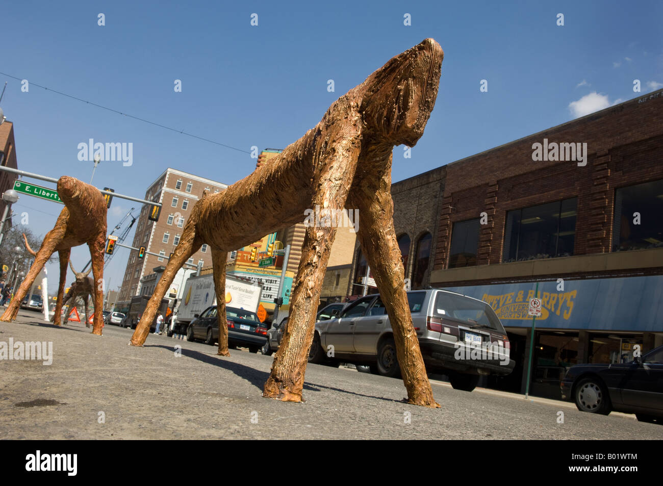 Attraversamento Umbororo sculture in Ann Arbor Michigan STATI UNITI Foto Stock