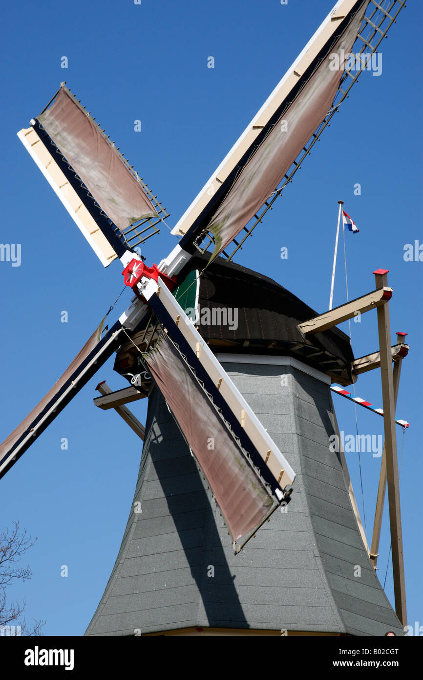 Keukenhofmolen un mulino a vento olandese di keukenhof costruito nel 1892 ma spostati in 1957 come attrazione turistica lisse olanda Foto Stock