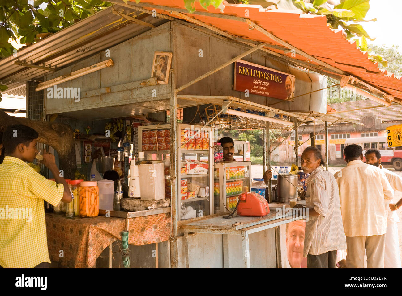Laiju Palatty's Ken Livingstone Coffe Shop, principale Molo, Cochin, Kerala, India Foto Stock