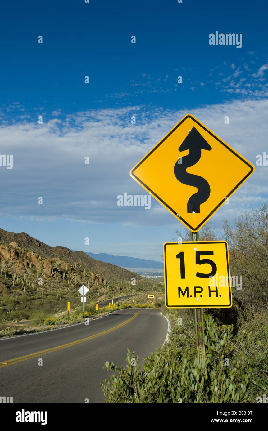 15 mph segnale di limite di velocità Arizona USA Foto Stock