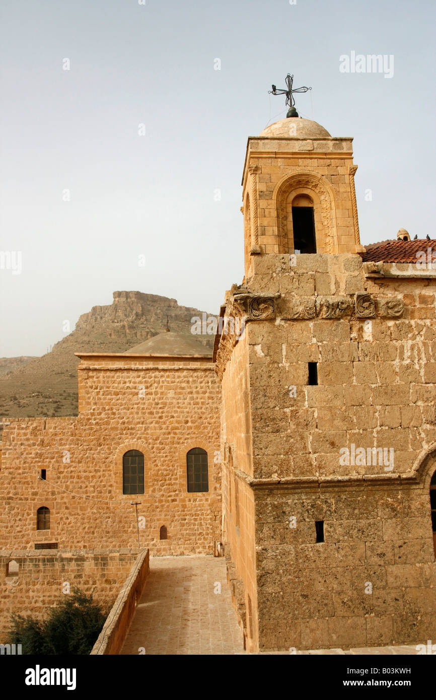 Uno dei campanili a Deyr az Zaferan monastero vicino Mardin Turchia Asia Foto Stock