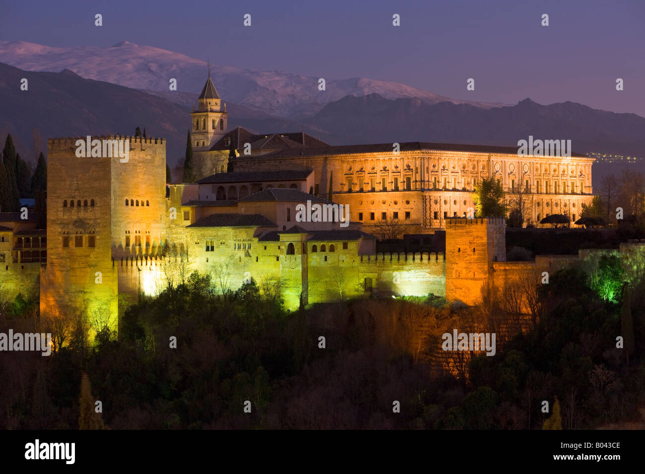 Cattedrale di Granada, XVI secolo, al tramonto nella città di Granada, provincia di Granada, Andalusia (Andalucia), Spagna, Europa. Foto Stock