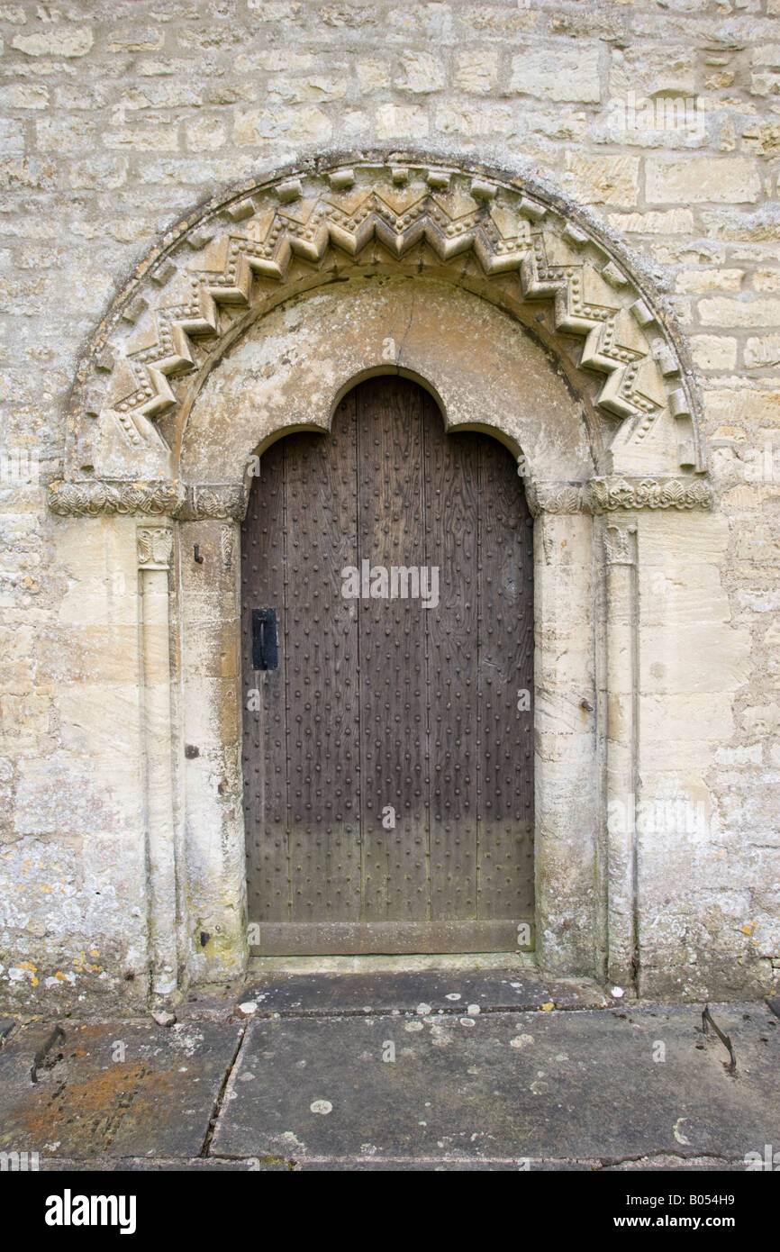 Porta Nord St Marys Chiesa Cotswolds Bibury Regno Unito Foto Stock