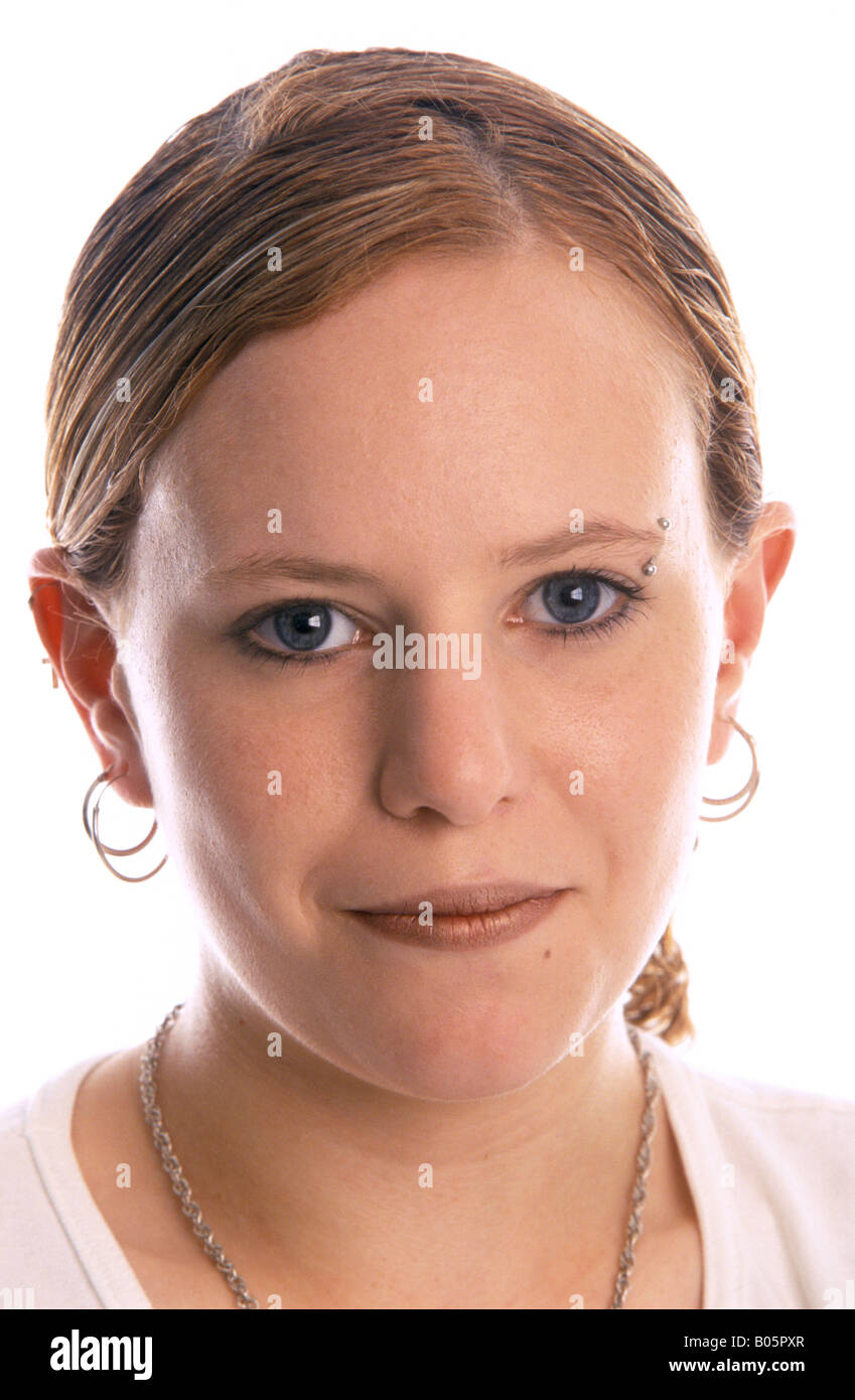 Ritratto di una ragazza con piercing Foto Stock