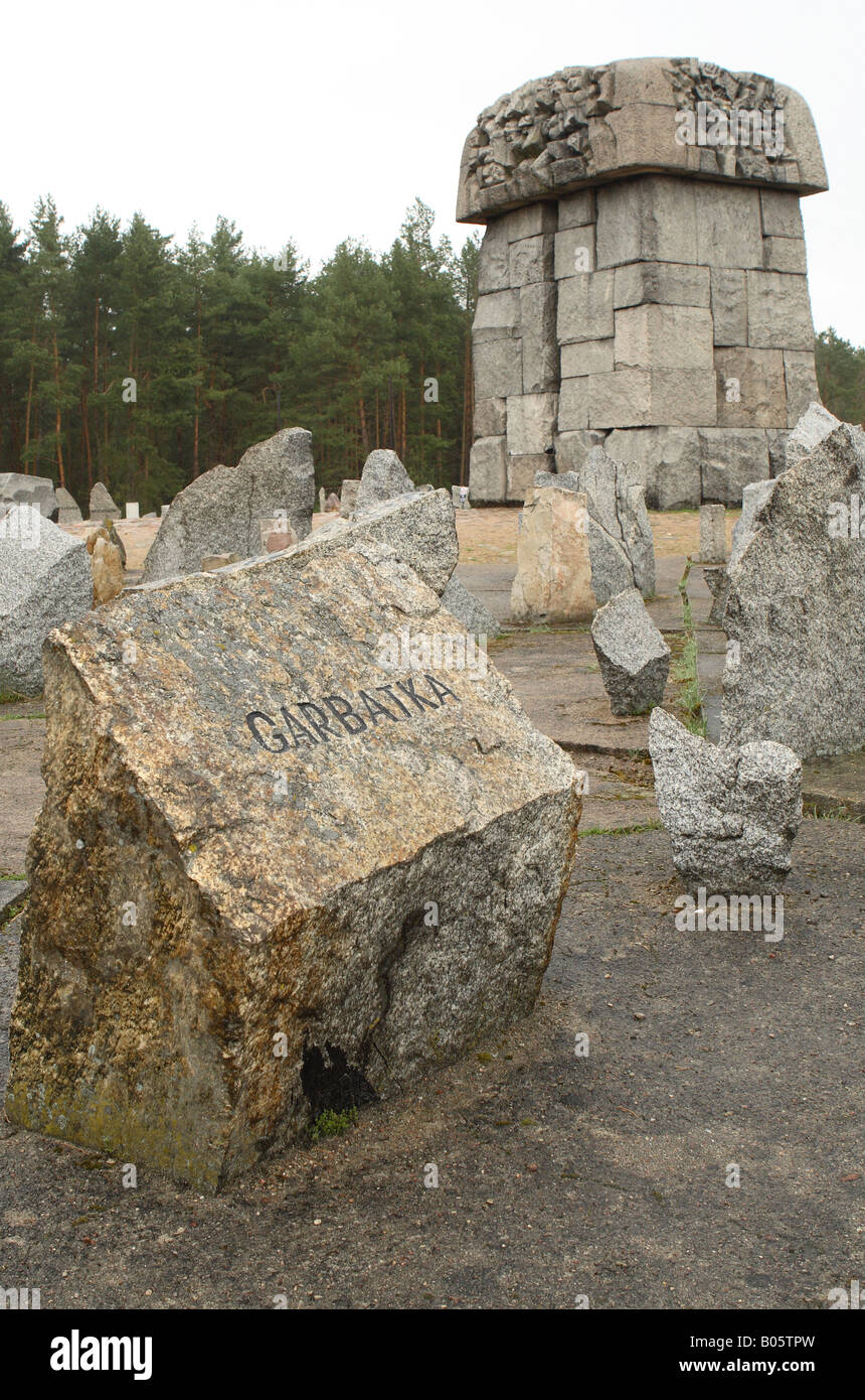 Treblinka Polonia lapide in Germania Nazista olocausto morte sterminio concentramento contrassegnati con il nome della città Garbatka Foto Stock