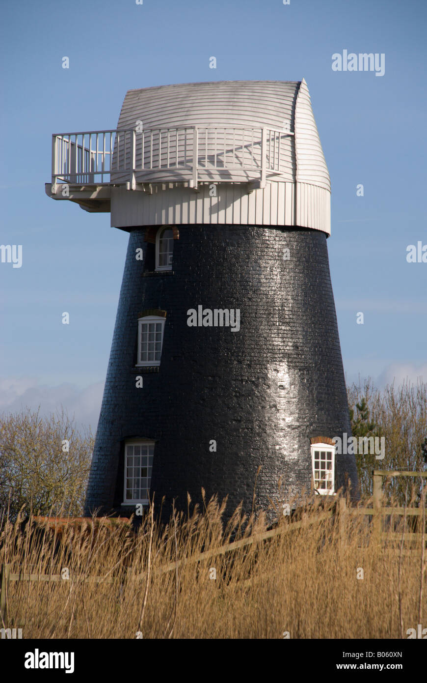 Mulino a vento su Norfolk Broads Foto Stock