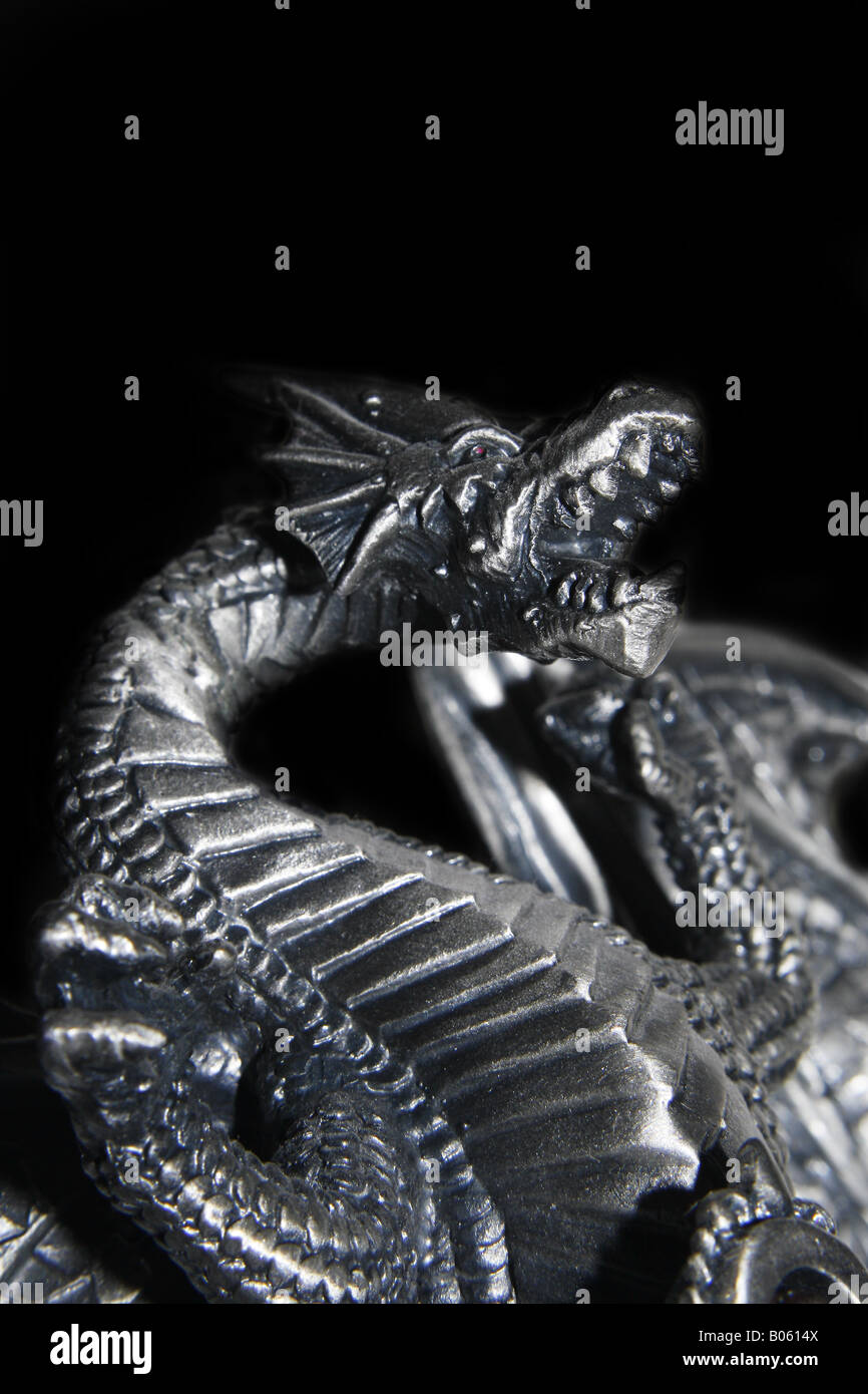 Peltro dragon ornamento Foto Stock