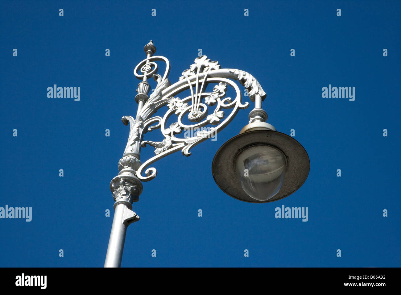 Lampione Dublino Irlanda design in metallo leggero Foto Stock