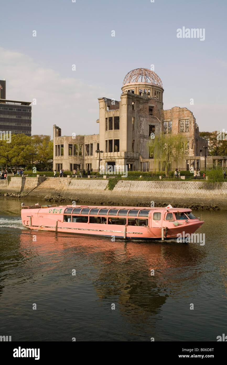 Giappone Hiroshima Cupola della Bomba Atomica e Fiume Motoyasu Foto Stock
