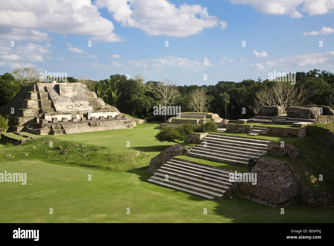 Belize, Altun Ha, Tempio della muratura altera struture (B-4) Foto Stock