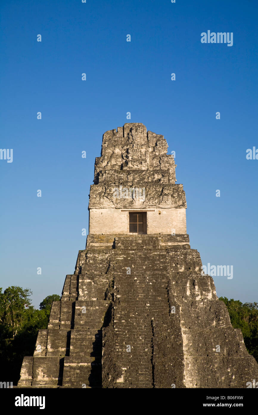 Guatemala, El Petén, Tikal, Gran Plaza, Tempio 1 - Tempio della grande Jaguar Foto Stock