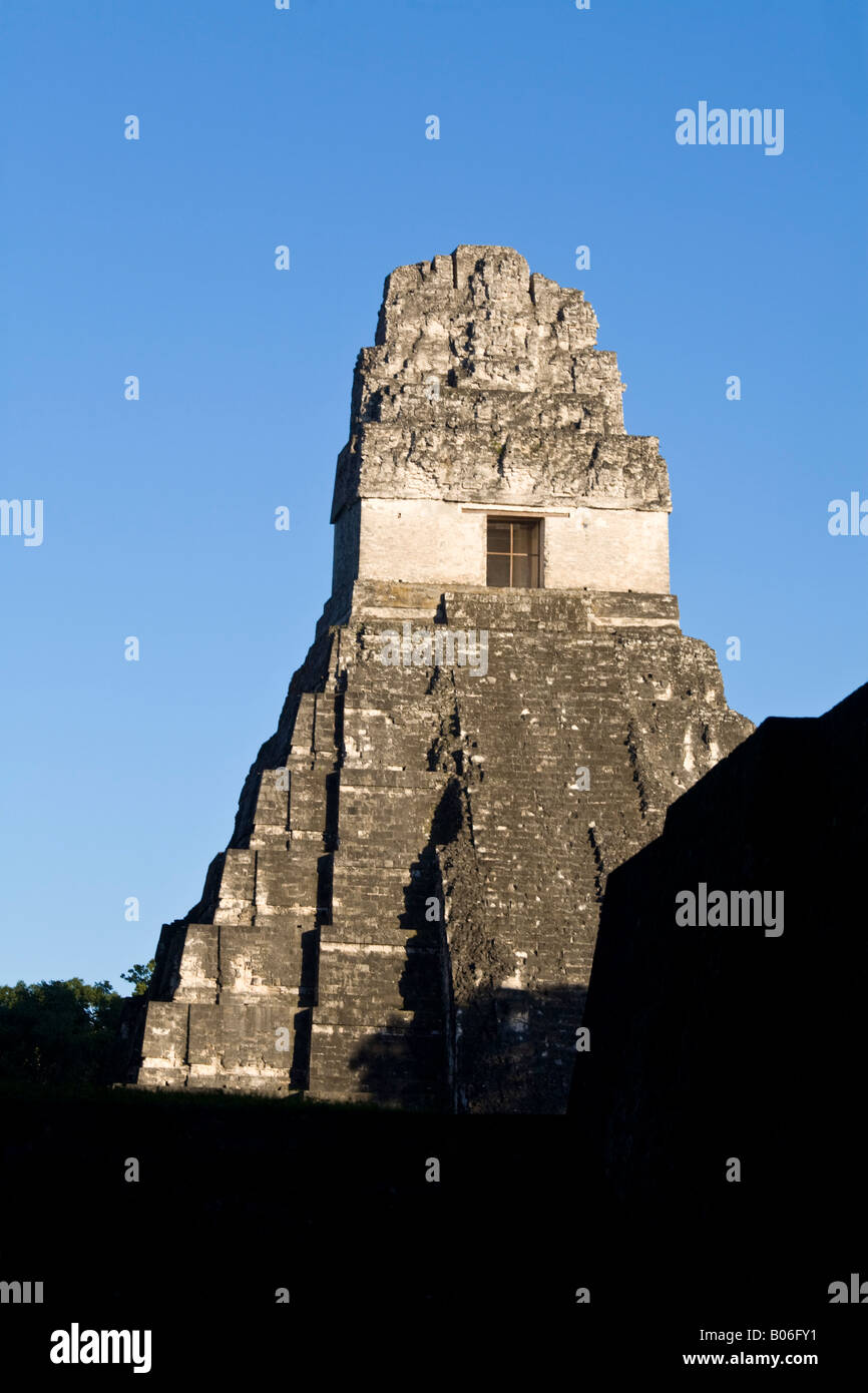 Guatemala, El Petén, Tikal, Gran Plaza, Tempio 1 - Tempio della grande Jaguar Foto Stock