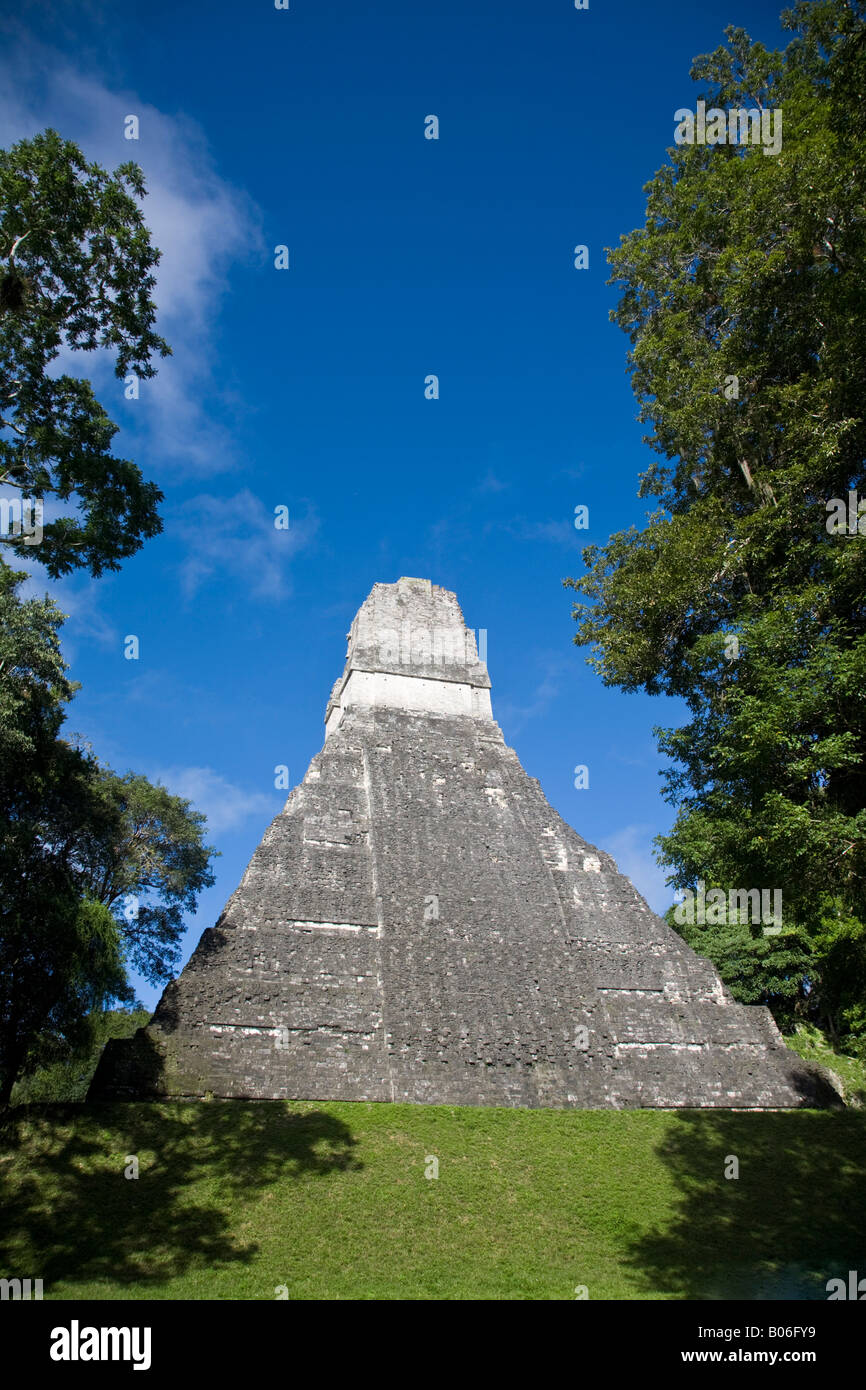 Guatemala, El Petén, Tikal, Gran Plaza, Tempio 1 - Tempio della grande Jaguar Foto Stock