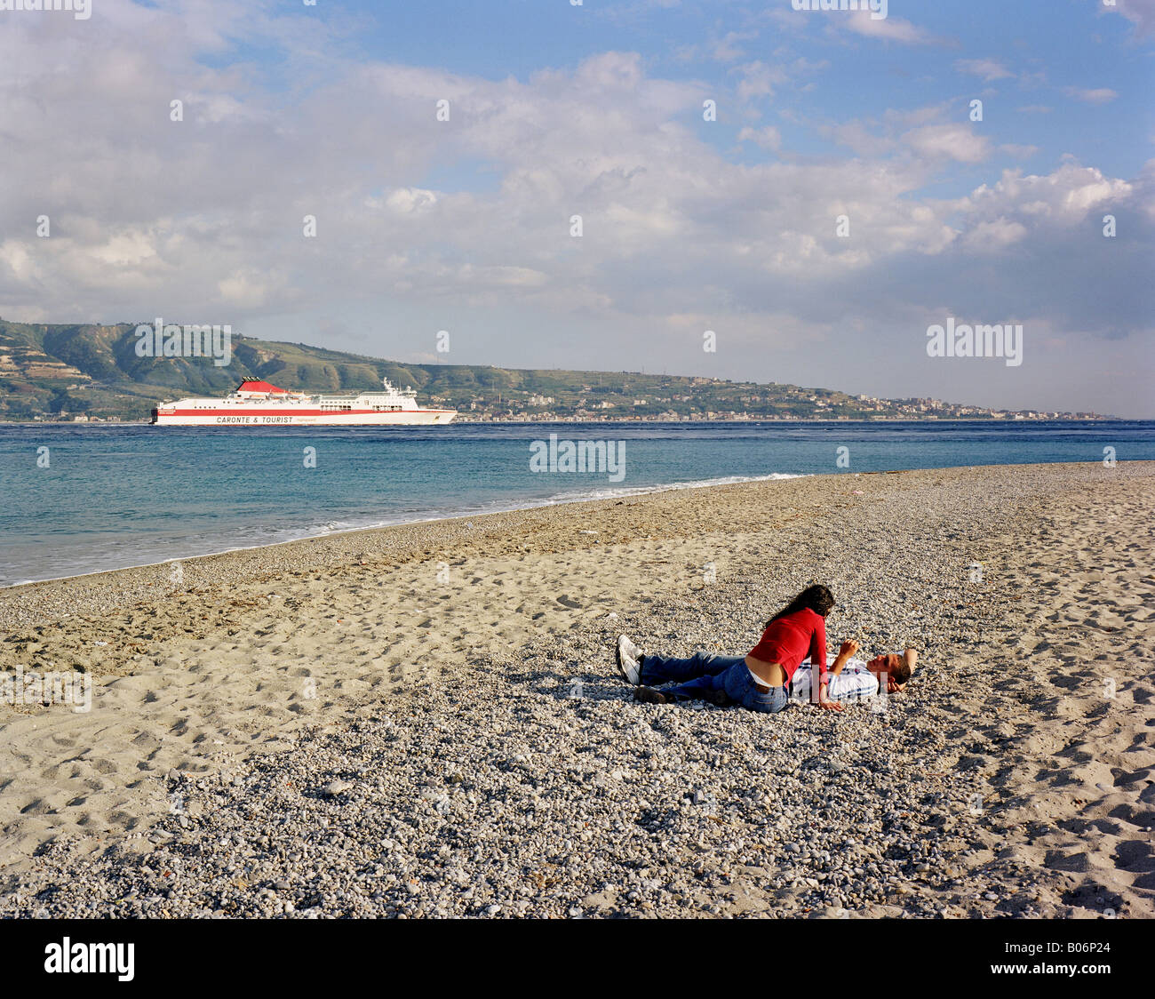 Stretto di Messina Sicilia Italia Foto Stock