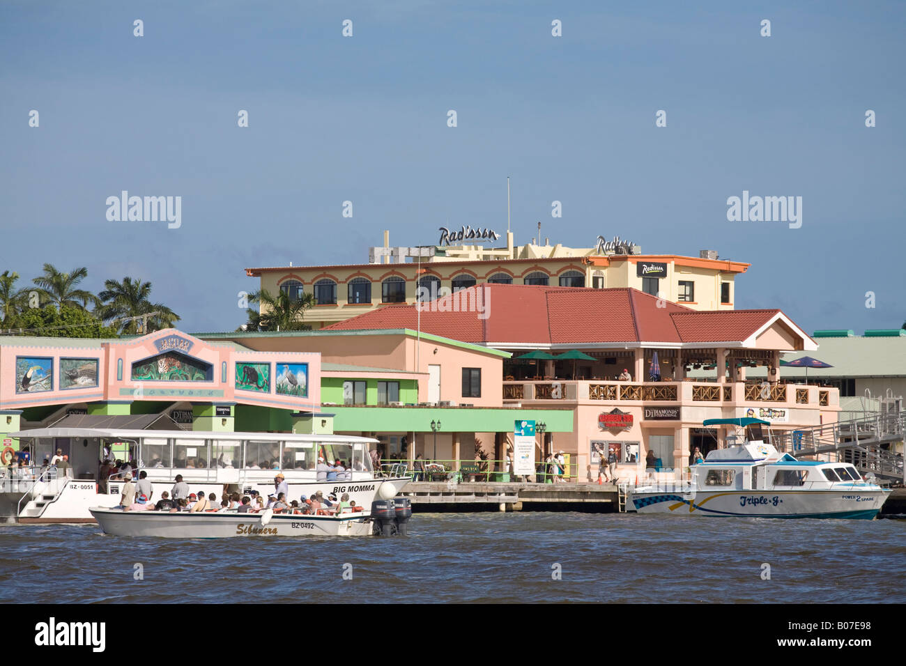 Belize, Belize City, il Belize Harbour, Belize villaggio turistico, waterfront complesso per lo shopping Foto Stock