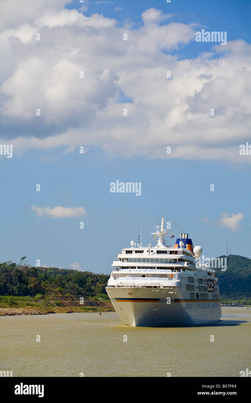 Panama, Panama Canal, la nave di crociera Foto Stock