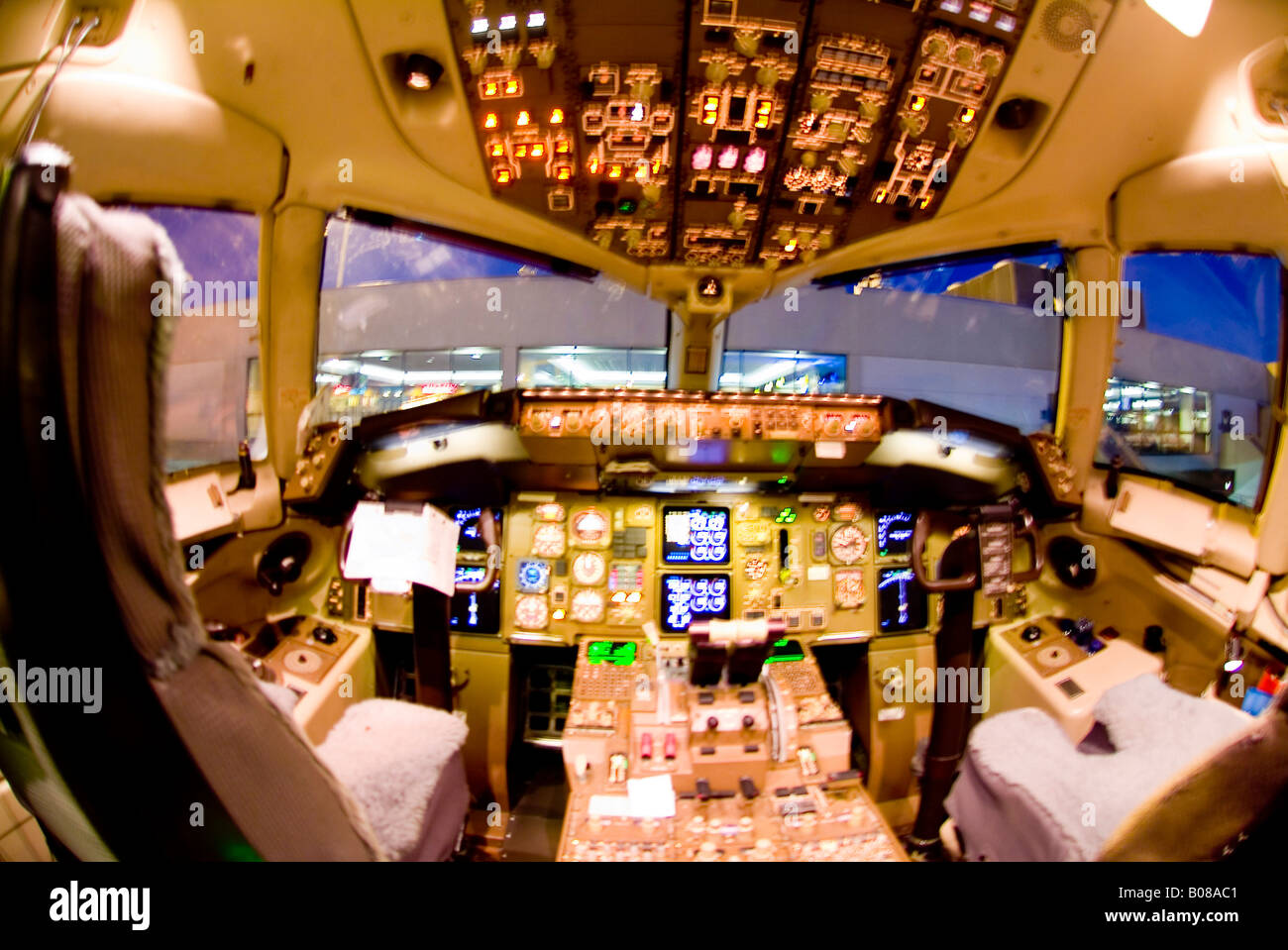 Interno di una cabina di pilotaggio Foto Stock